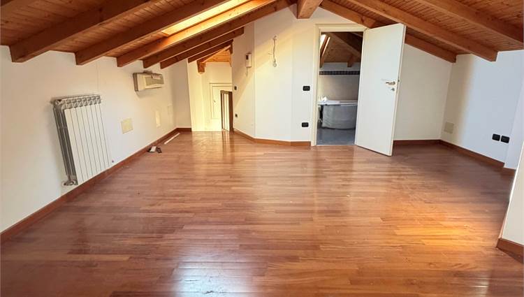 salone-Piano sopra
